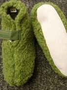 Wollhausschuh für Kinder mit Klettverschluss